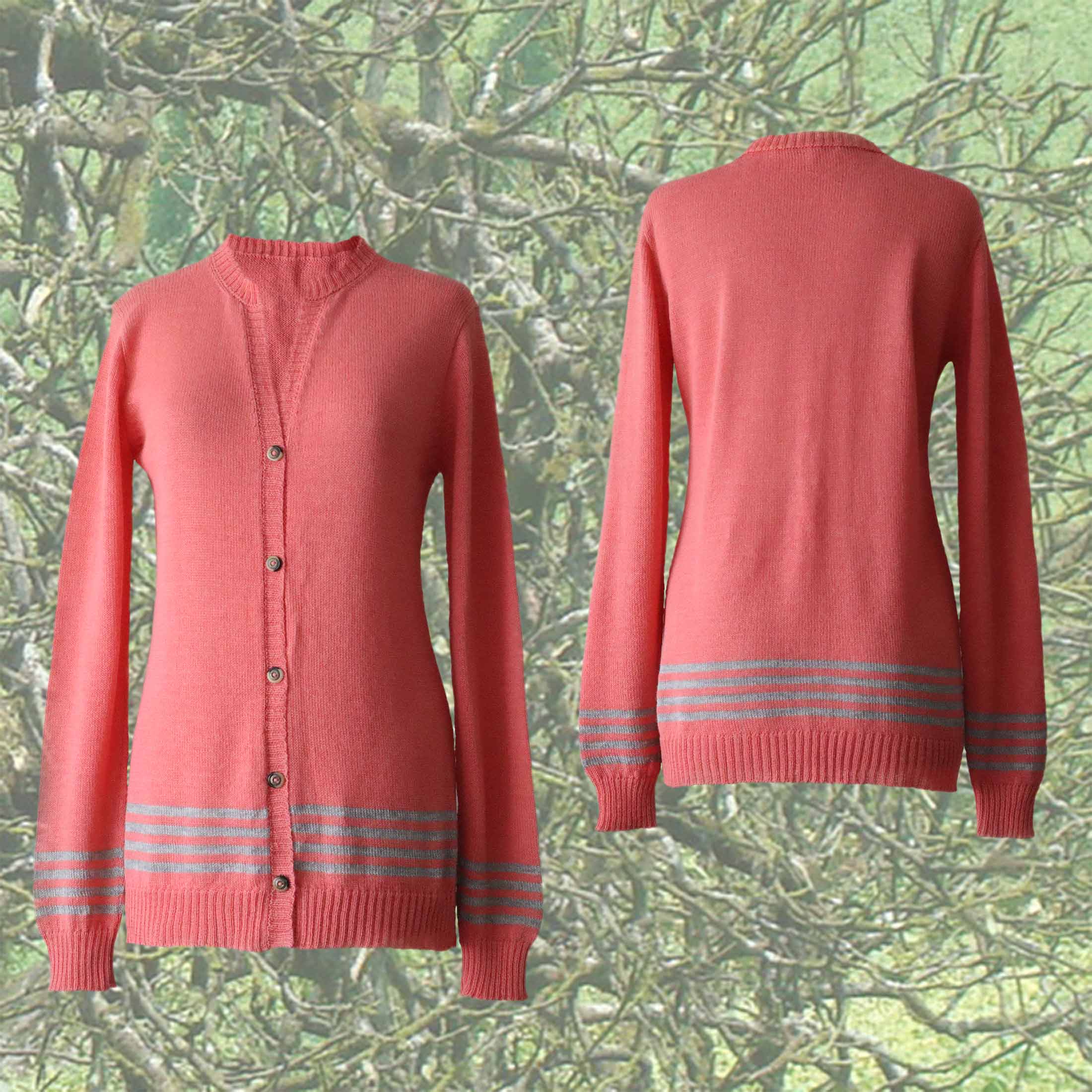 PFL - Knitwear Cardigan baby alpaca 100%, button closure, vest baby alpaca with a mix of crew and v-neck color coral. PFL - Knitwear Cardigan baby alpaca 100%, button closure, vest baby alpaca with a mix of crew and v-neck color coral.