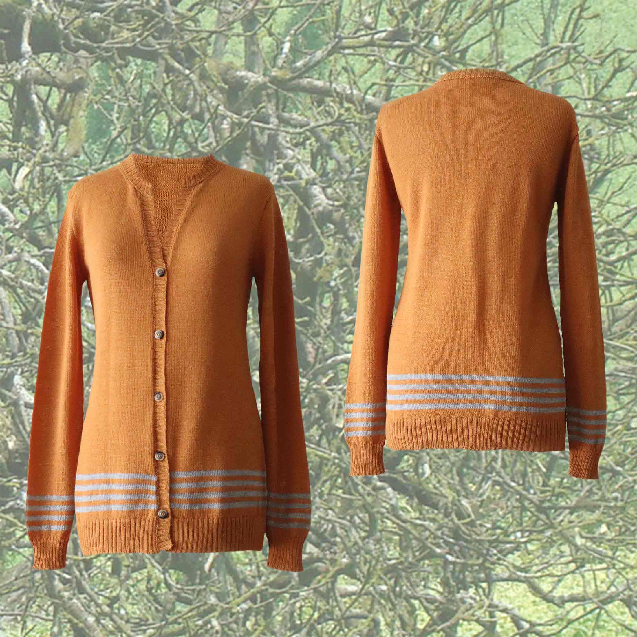 PFL - Knitwear Cardigan baby alpaca 100%, button closure, vest baby alpaca with a mix of crew and v-neck color princeton orange.