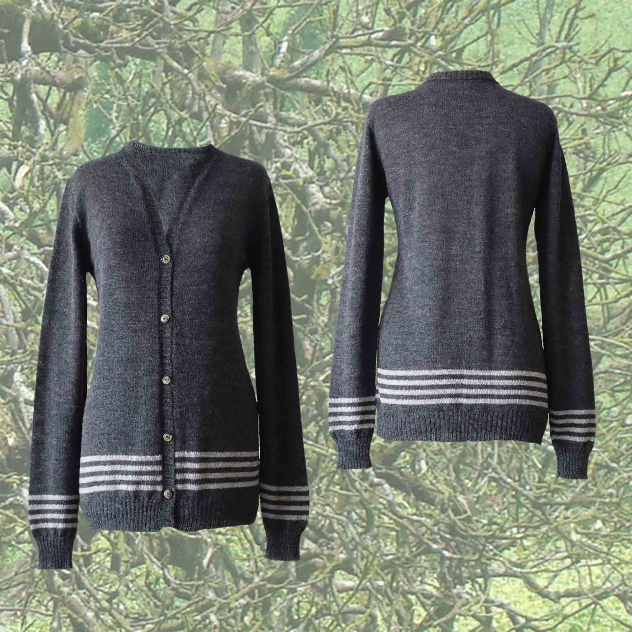 PFL - Knitwear Cardigan baby alpaca 100%, button closure, vest baby alpaca with a mix of crew and v-neck color dark gray. PFL - Knitwear Cardigan baby alpaca 100%, button closure, vest baby alpaca with a mix of crew and v-neck color dark gray.