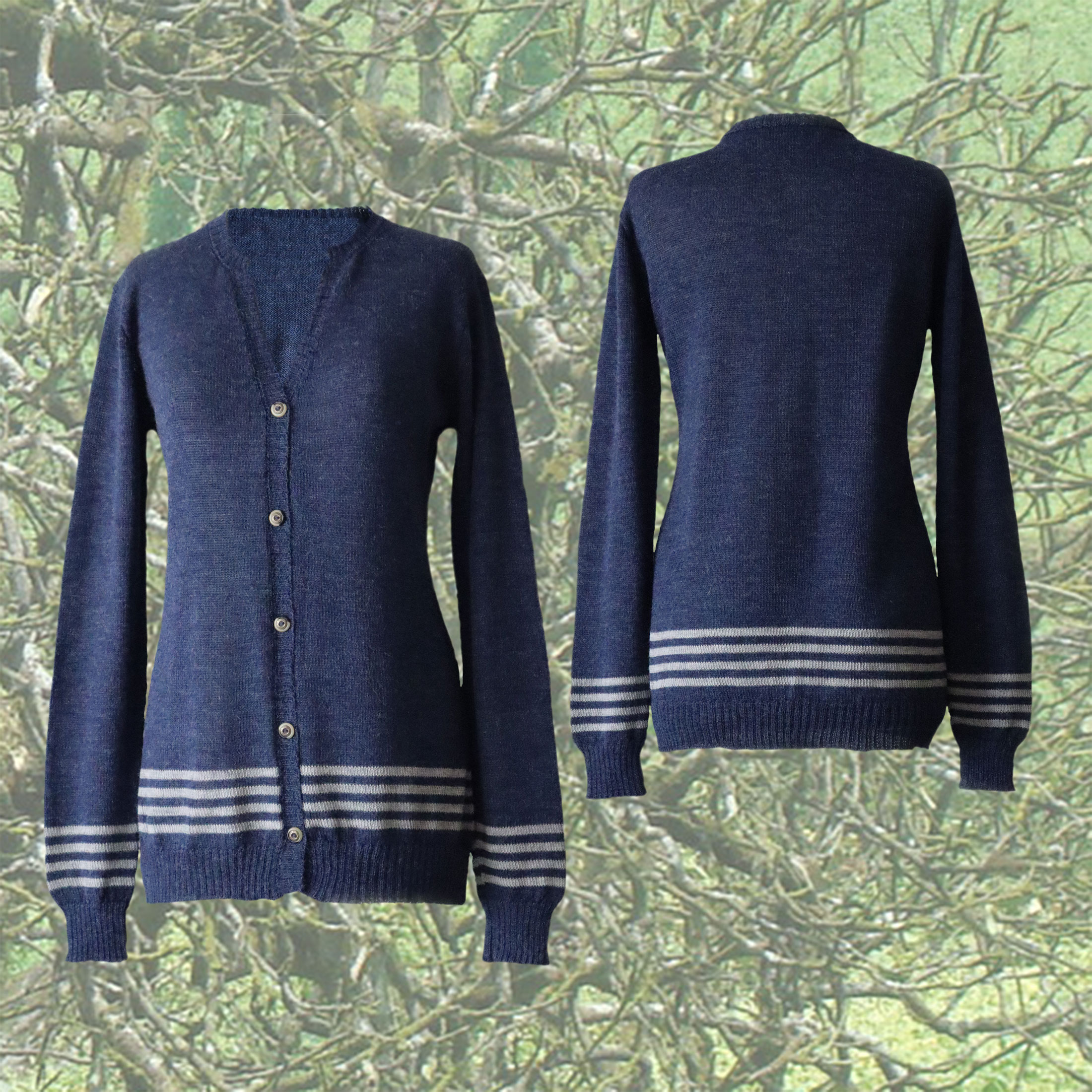 PFL - Knitwear Cardigan baby alpaca 100%, button closure, vest baby alpaca with a mix of crew and v-neck color jeans blue PFL - Knitwear Cardigan baby alpaca 100%, button closure, vest baby alpaca with a mix of crew and v-neck color jeans blue